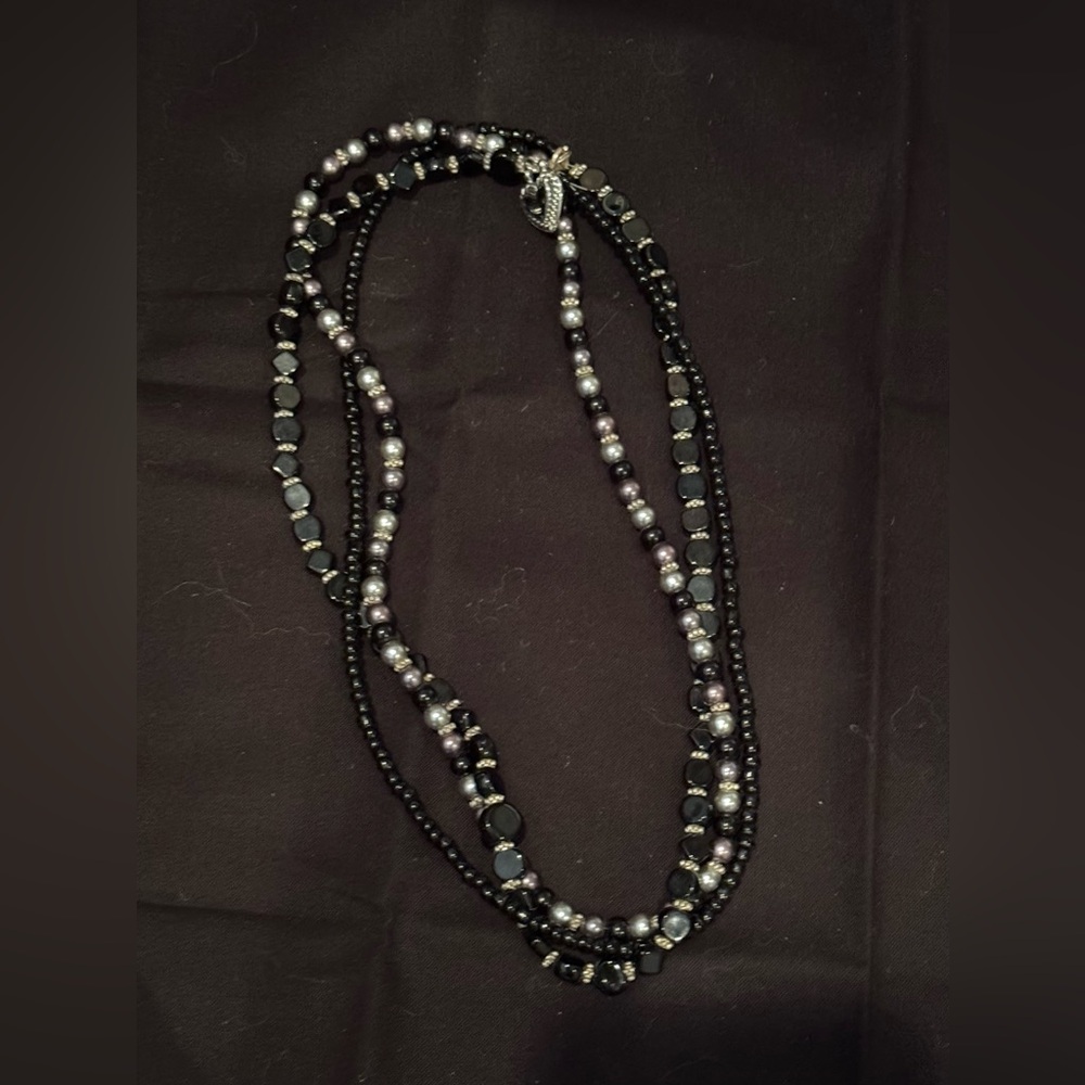 Elegant Black and Silver Beaded Necklace